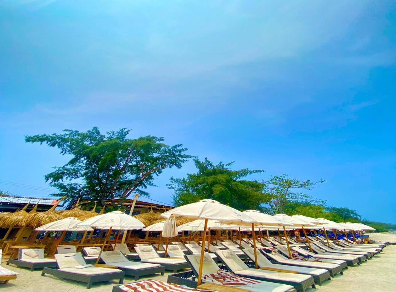 Hotel Blu D'Amare Gili Trawangan Zewnętrze zdjęcie